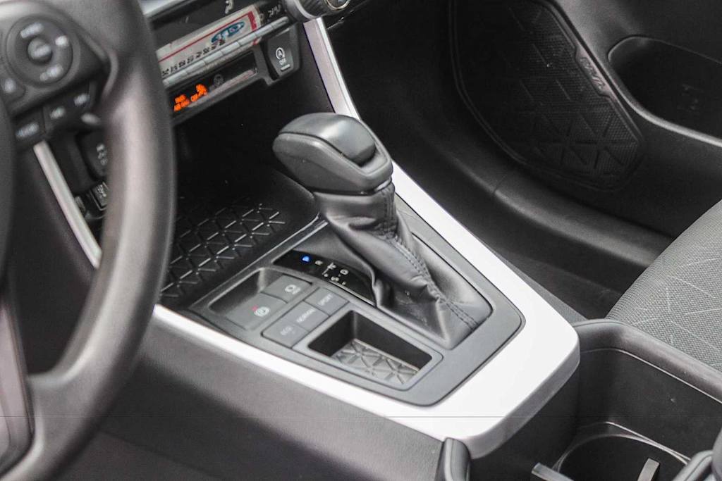 Thumbnail: 2023 Toyota RAV4 - 15
