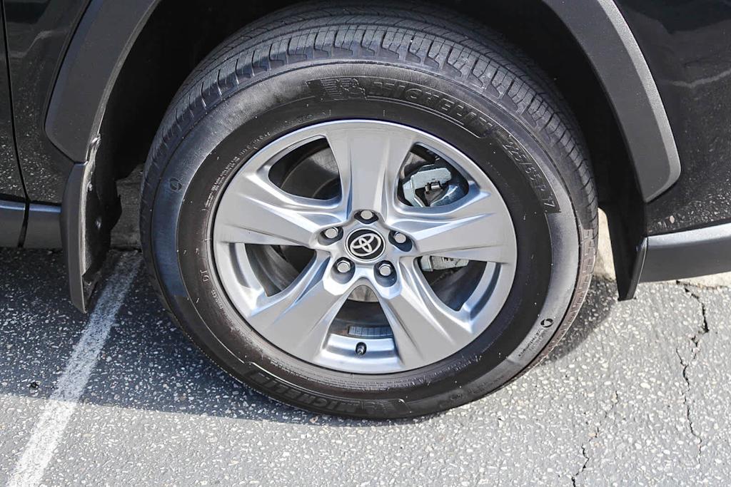 Thumbnail: 2024 Toyota RAV4 - 22