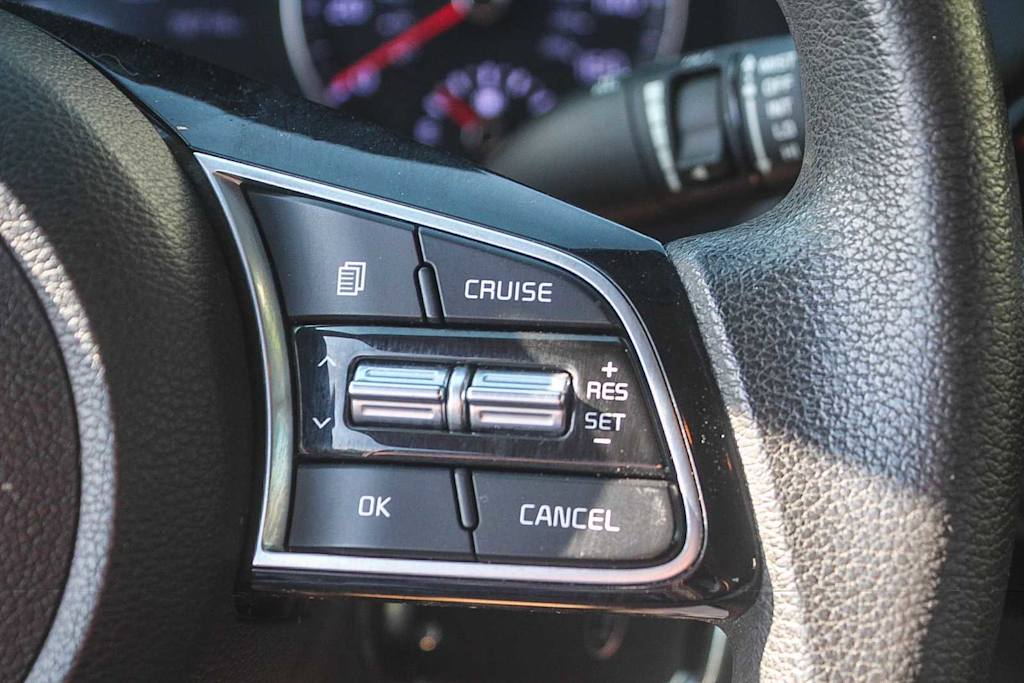 Thumbnail: 2020 Kia Forte - 40