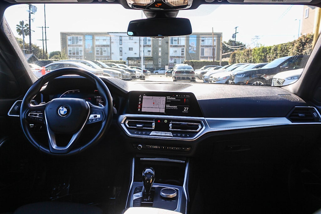 Thumbnail: 2020 BMW 3 Series - 2