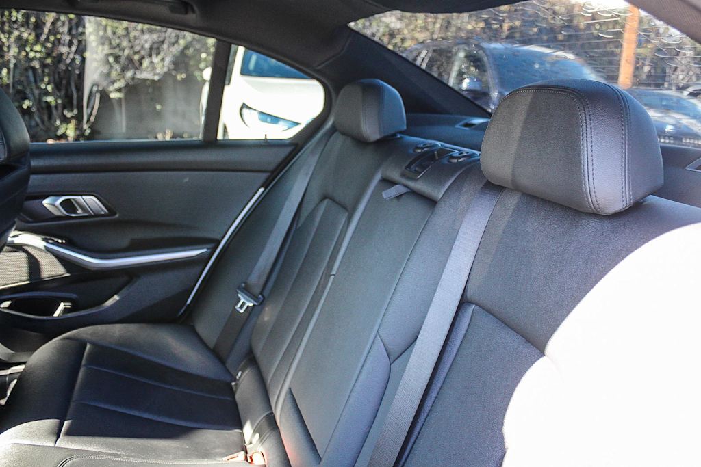 Thumbnail: 2020 BMW 3 Series - 11