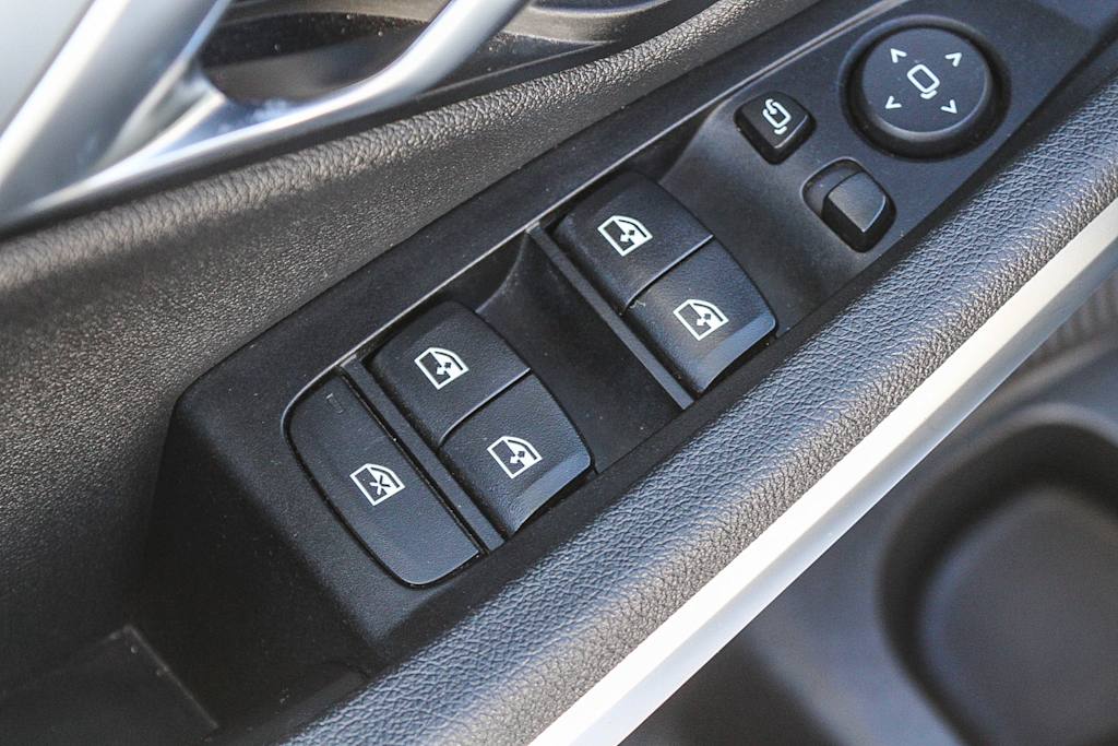 Thumbnail: 2020 BMW 3 Series - 23