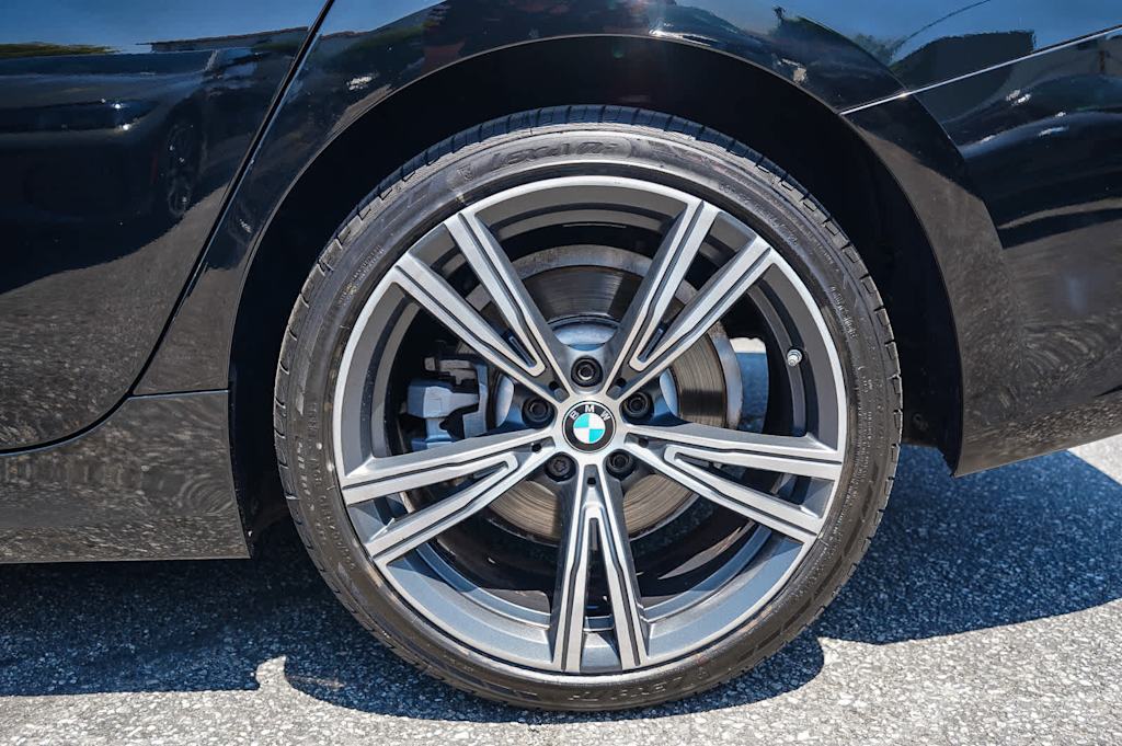Thumbnail: 2022 BMW 3 Series - 6