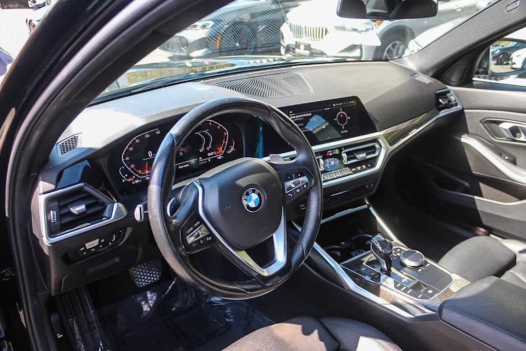 Thumbnail: 2019 BMW 3 Series - 12