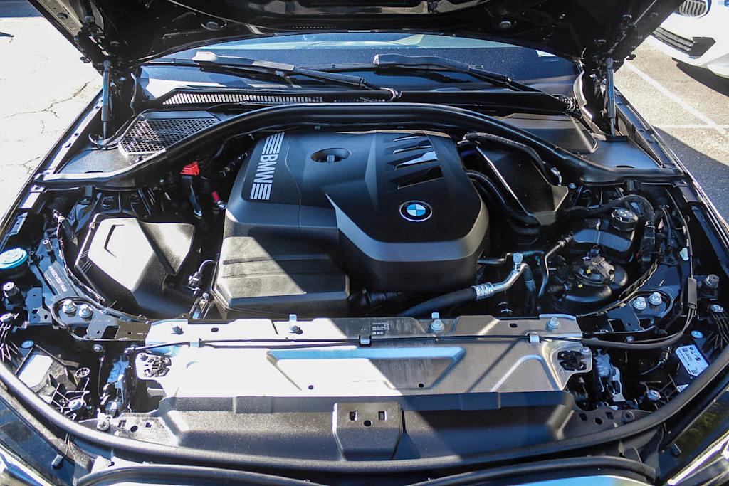 Thumbnail: 2025 BMW 3 Series - 8