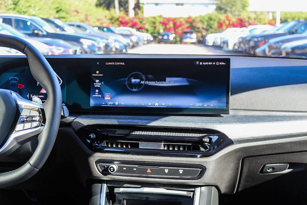 Thumbnail: 2025 BMW 3 Series - 14