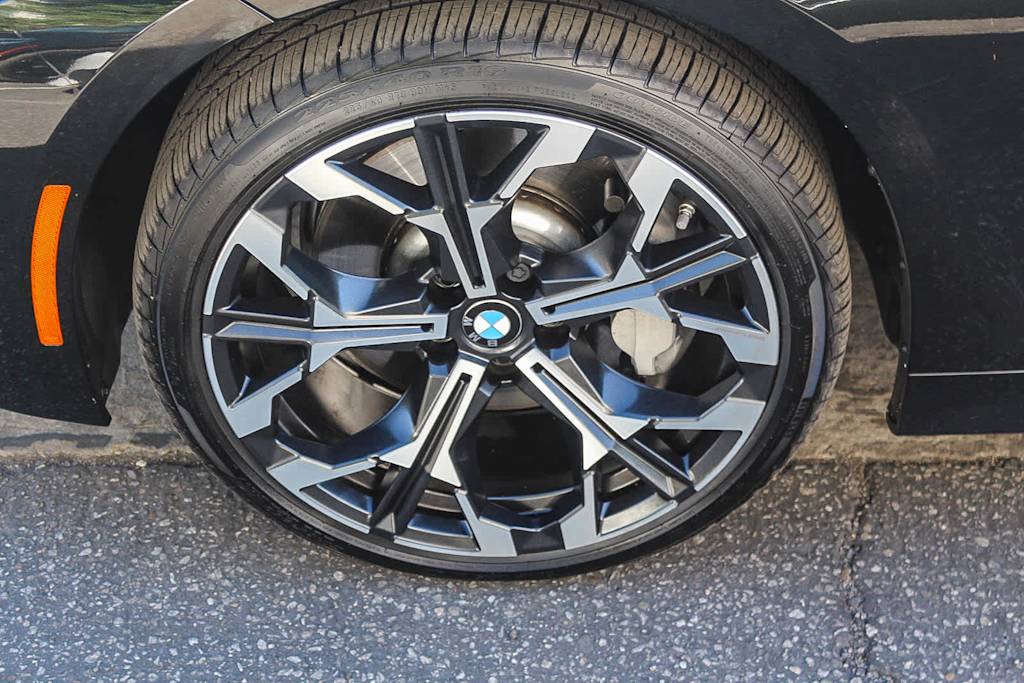 Thumbnail: 2025 BMW 3 Series - 20