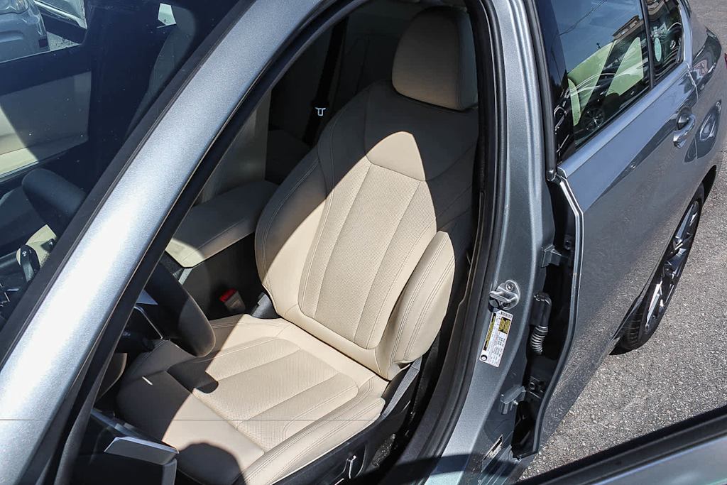 Thumbnail: 2026 BMW 3 Series - 29