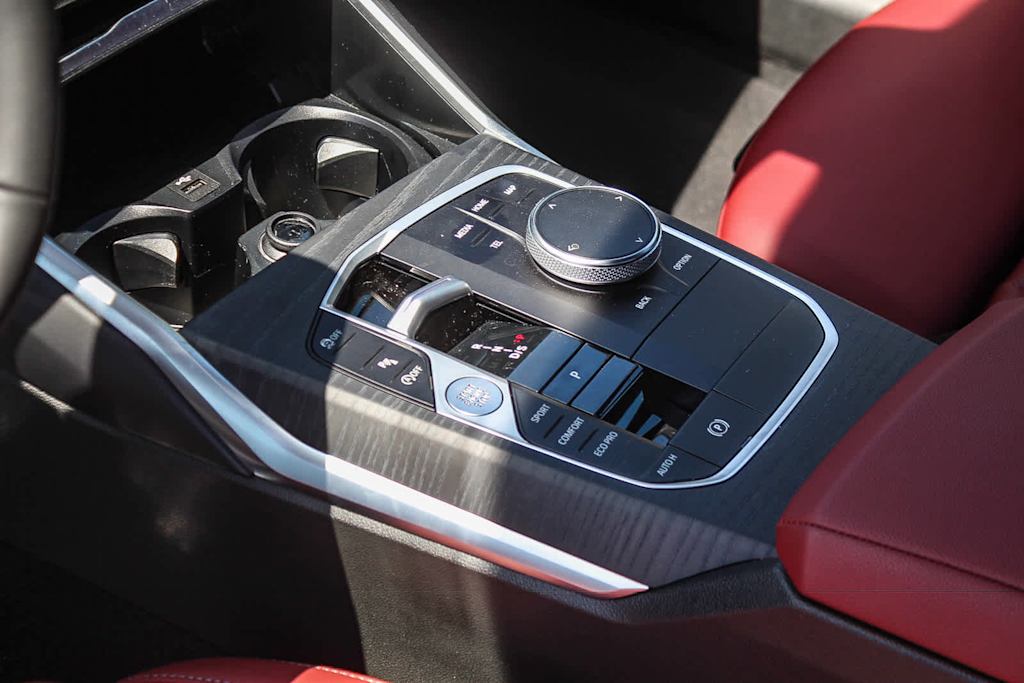 Thumbnail: 2026 BMW 3 Series - 14