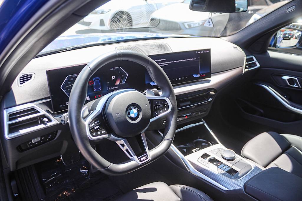 Thumbnail: 2026 BMW 3 Series - 12