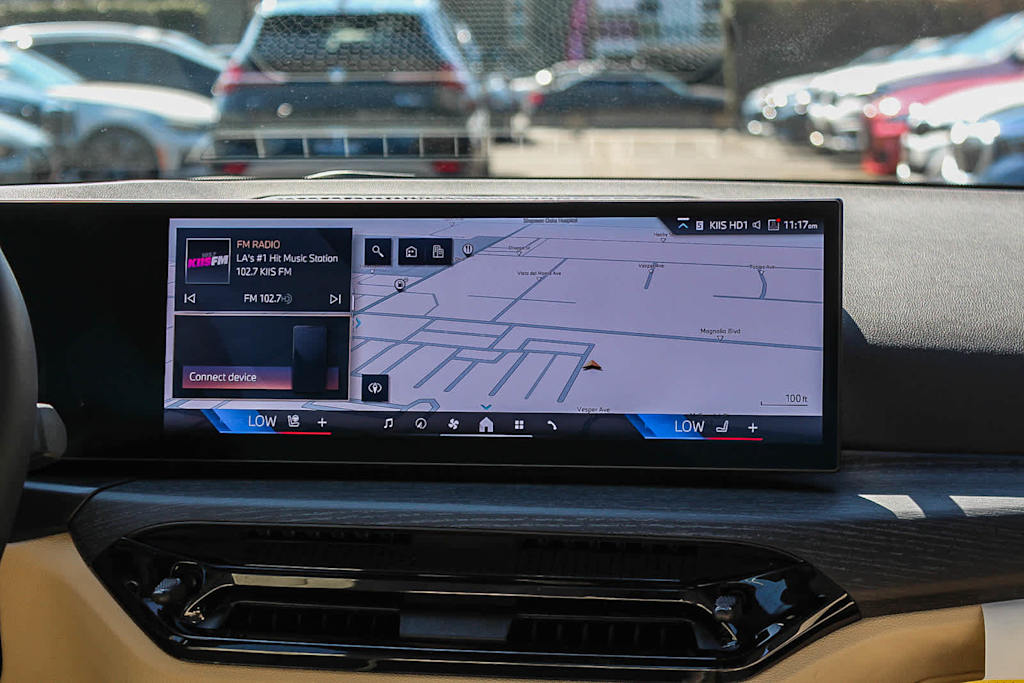 Thumbnail: 2025 BMW 3 Series - 21