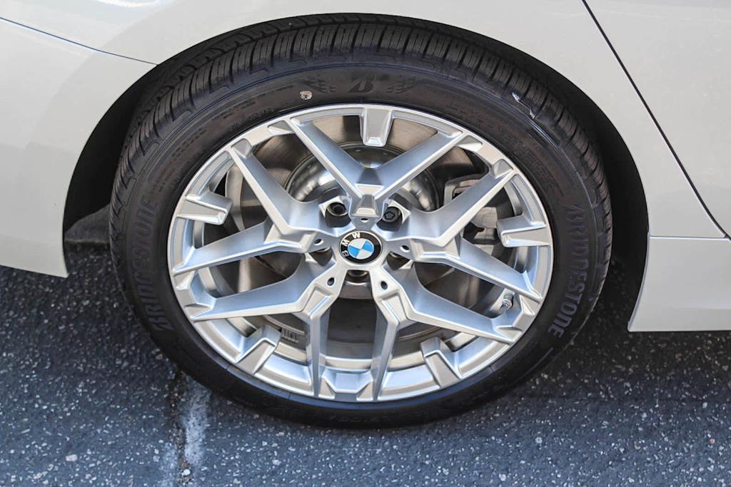 Thumbnail: 2025 BMW 3 Series - 7