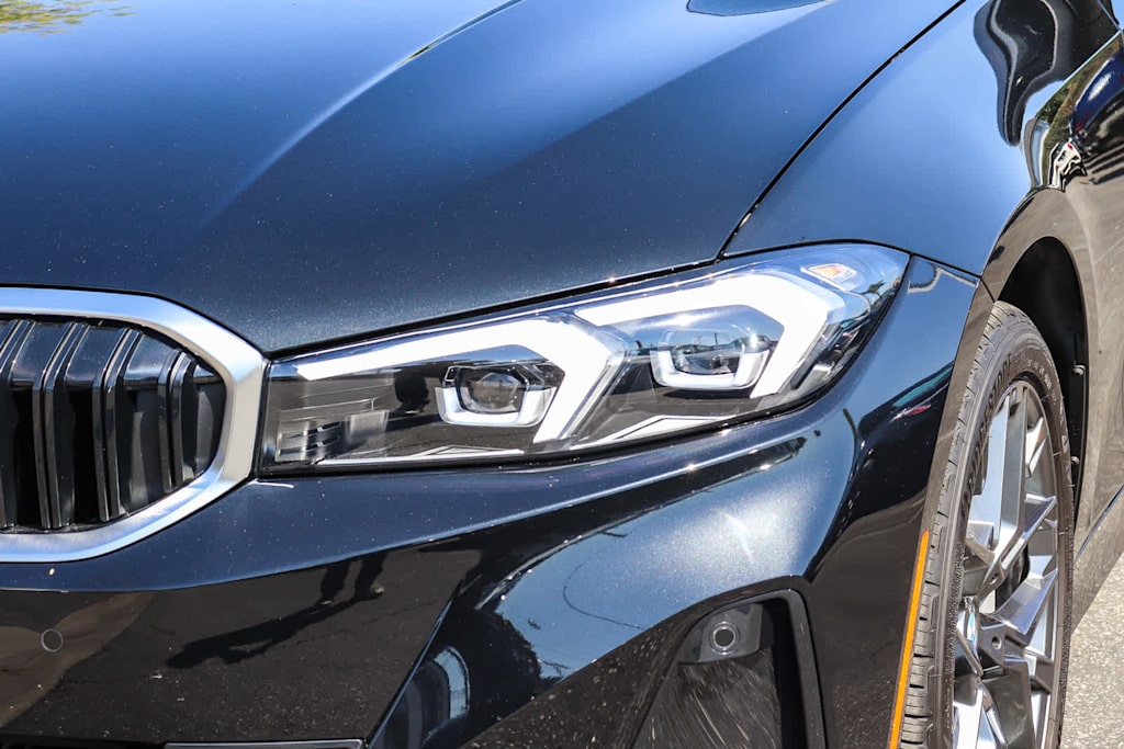 Thumbnail: 2026 BMW 3 Series - 19