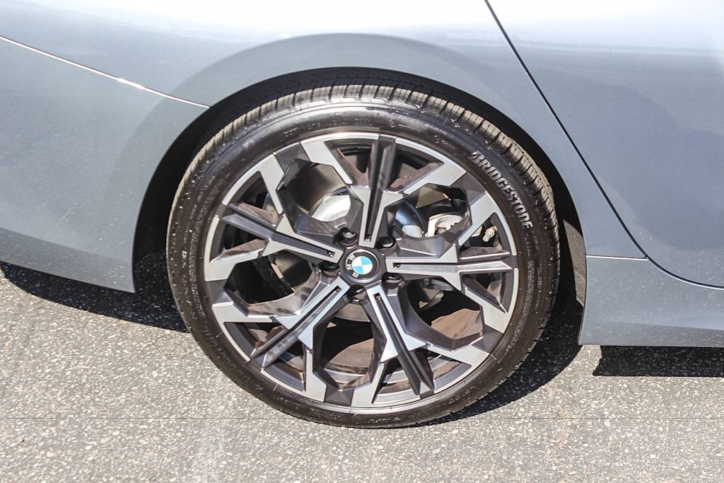 Thumbnail: 2026 BMW 3 Series - 7