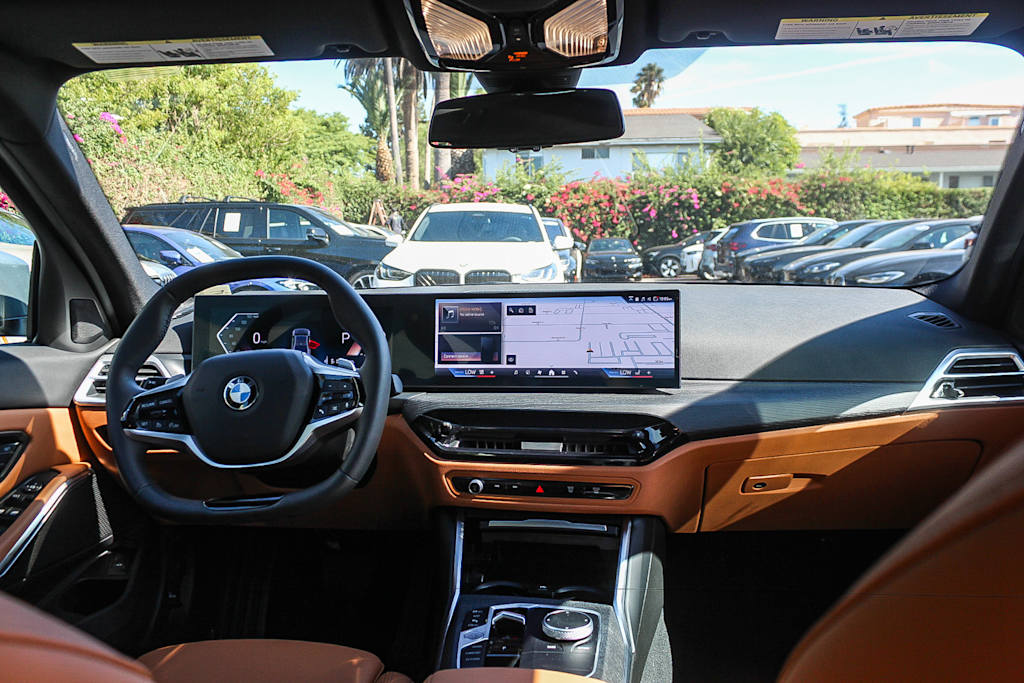 Thumbnail: 2026 BMW 3 Series - 2