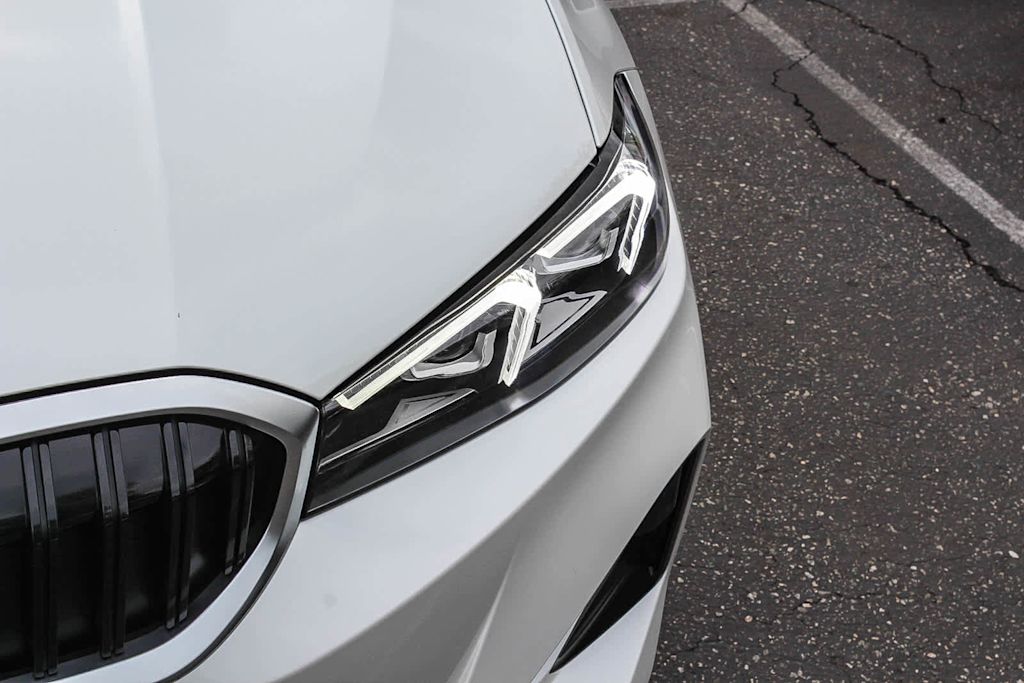 Thumbnail: 2025 BMW 3 Series - 6