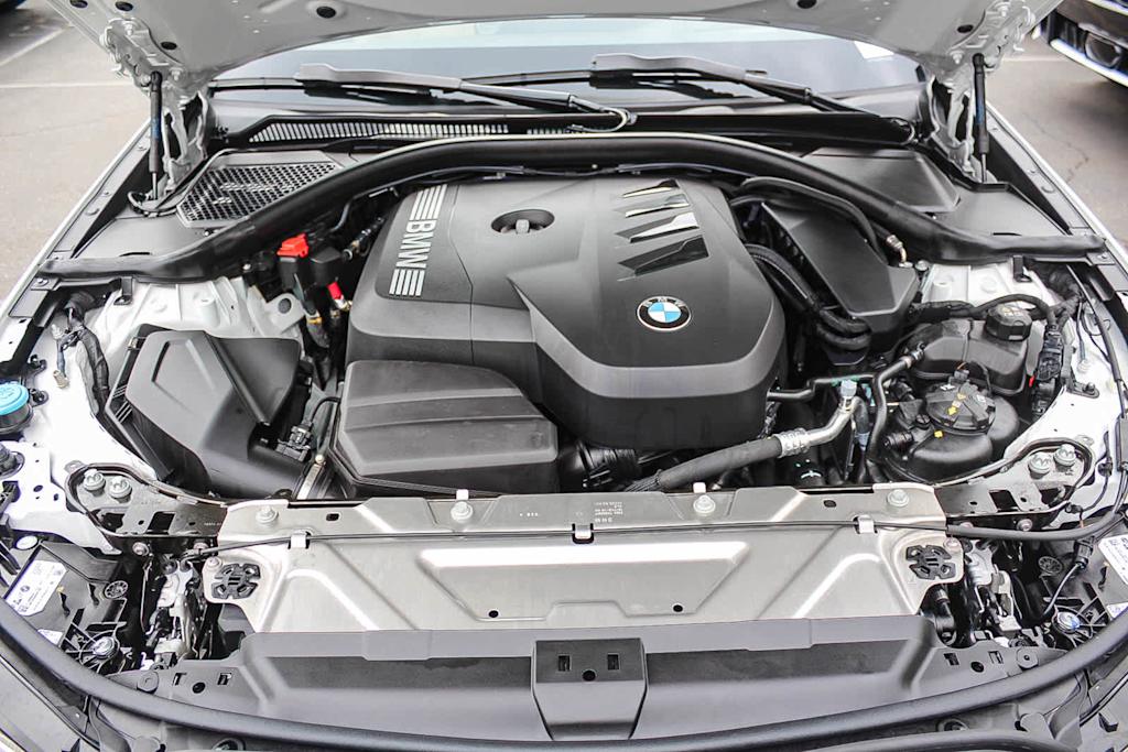 Thumbnail: 2025 BMW 3 Series - 8