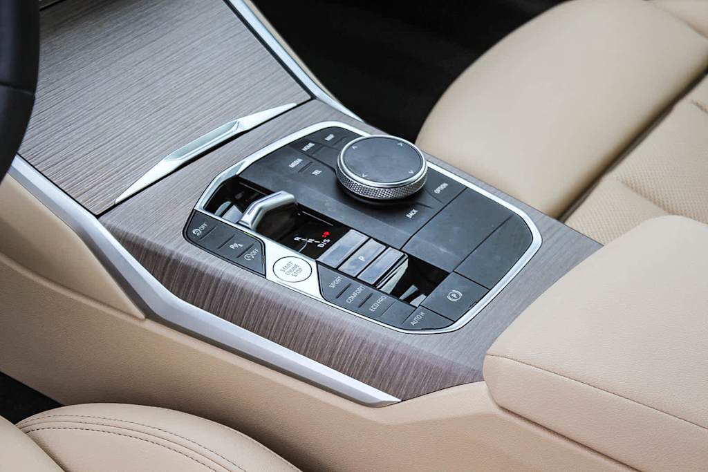 Thumbnail: 2025 BMW 3 Series - 15