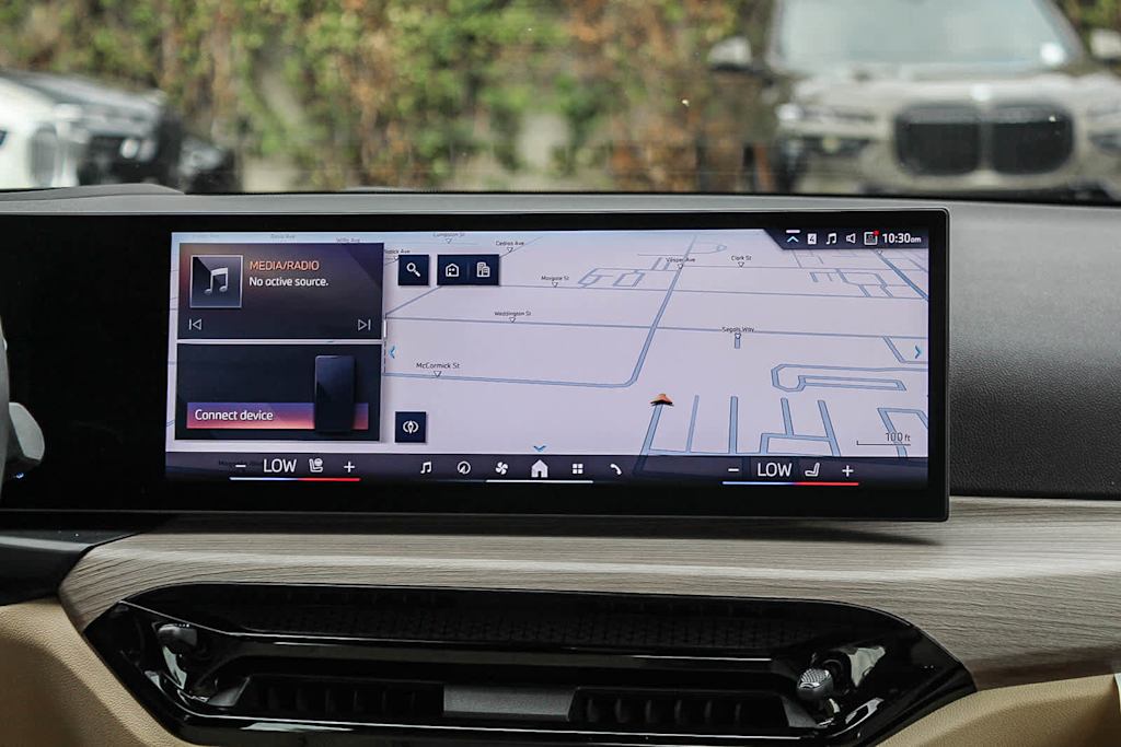 Thumbnail: 2025 BMW 3 Series - 24