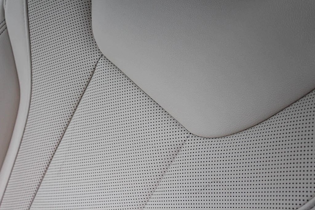 Thumbnail: 2025 BMW 3 Series - 10