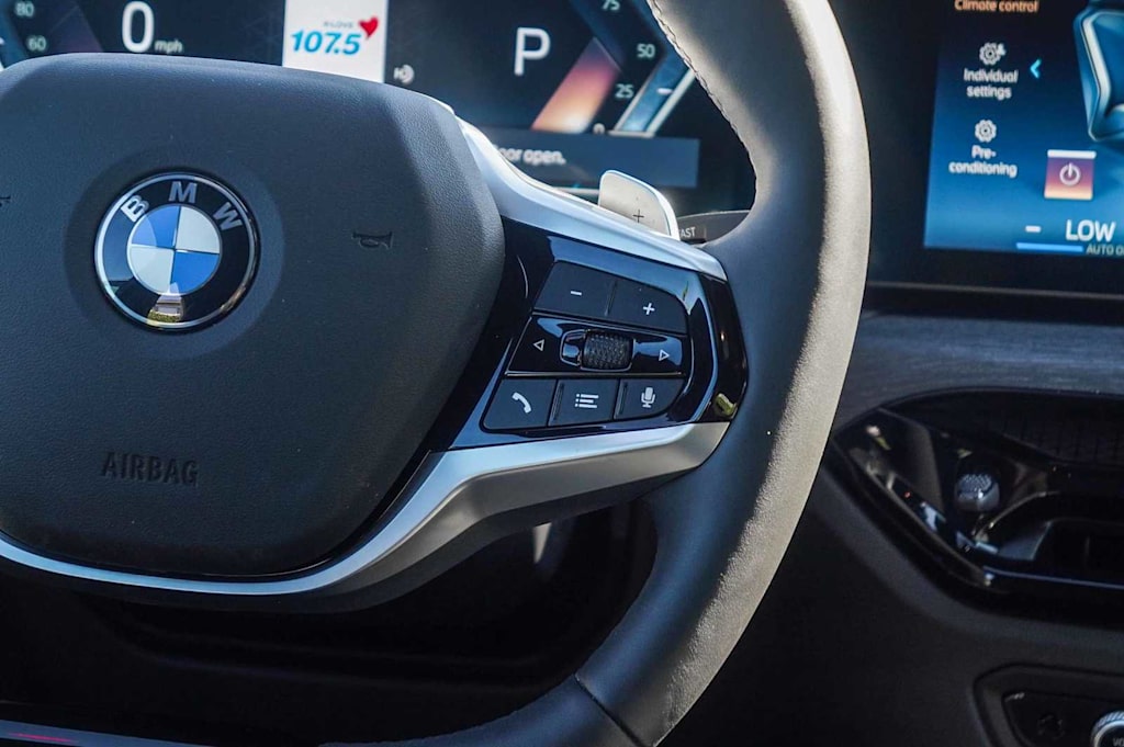 Thumbnail: 2026 BMW 3 Series - 24