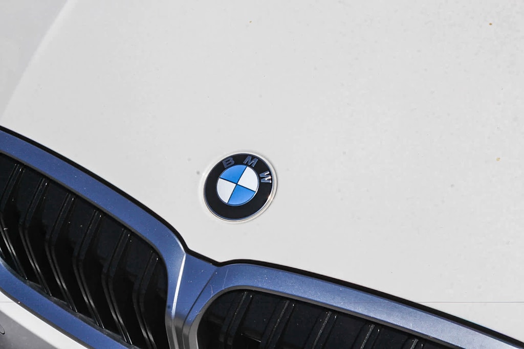 Thumbnail: 2023 BMW 3 Series - 21