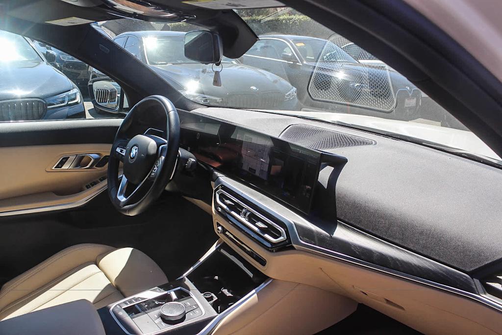 Thumbnail: 2023 BMW 3 Series - 11