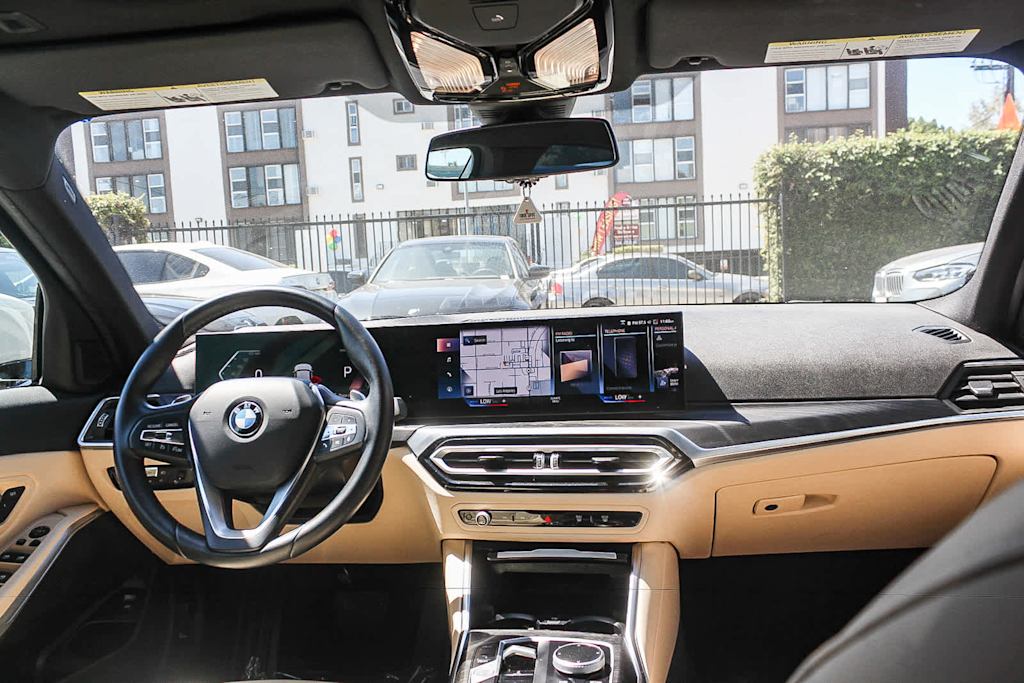 Thumbnail: 2023 BMW 3 Series - 2
