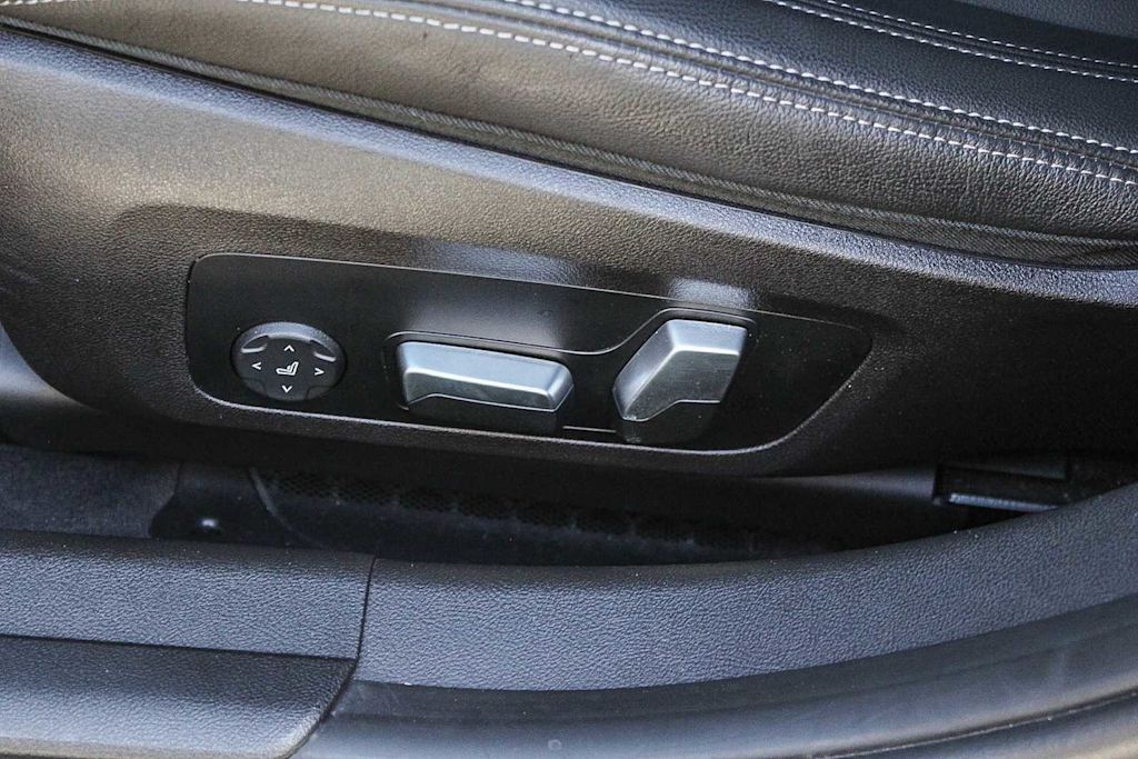 Thumbnail: 2023 BMW 3 Series - 26