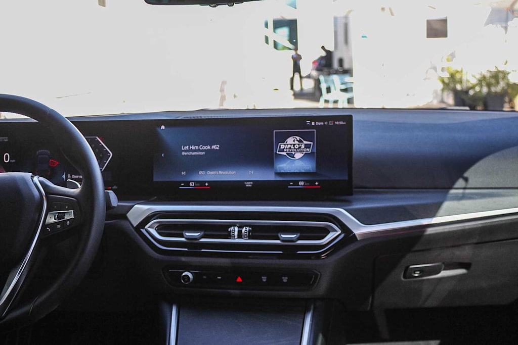 Thumbnail: 2023 BMW 3 Series - 14