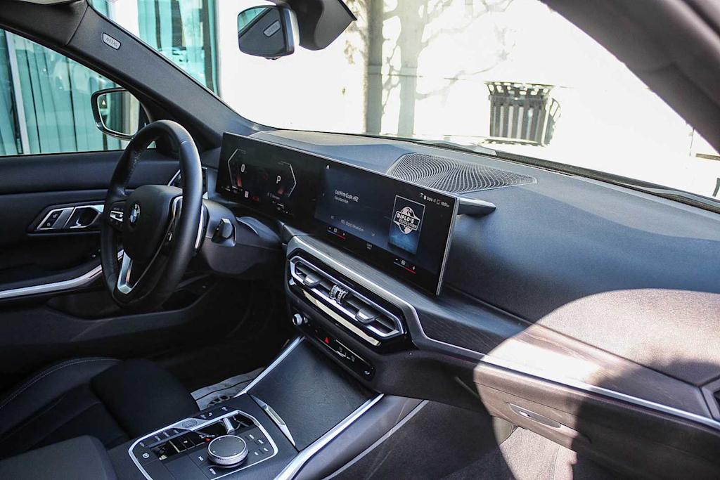 Thumbnail: 2023 BMW 3 Series - 12