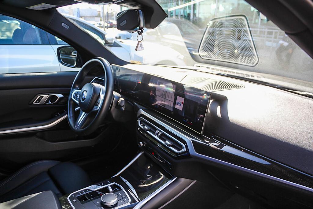 Thumbnail: 2023 BMW 3 Series - 11