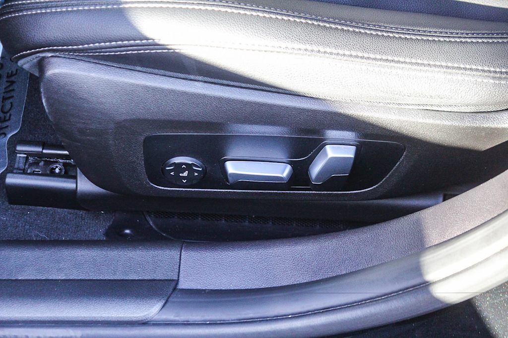 Thumbnail: 2023 BMW 3 Series - 25