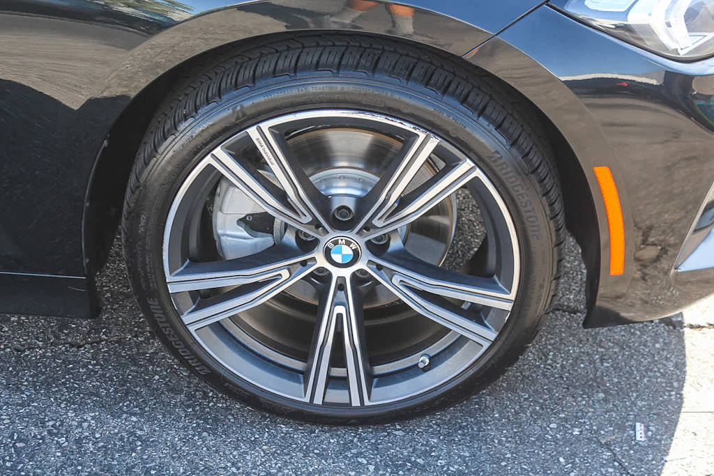 Thumbnail: 2024 BMW 3 Series - 21