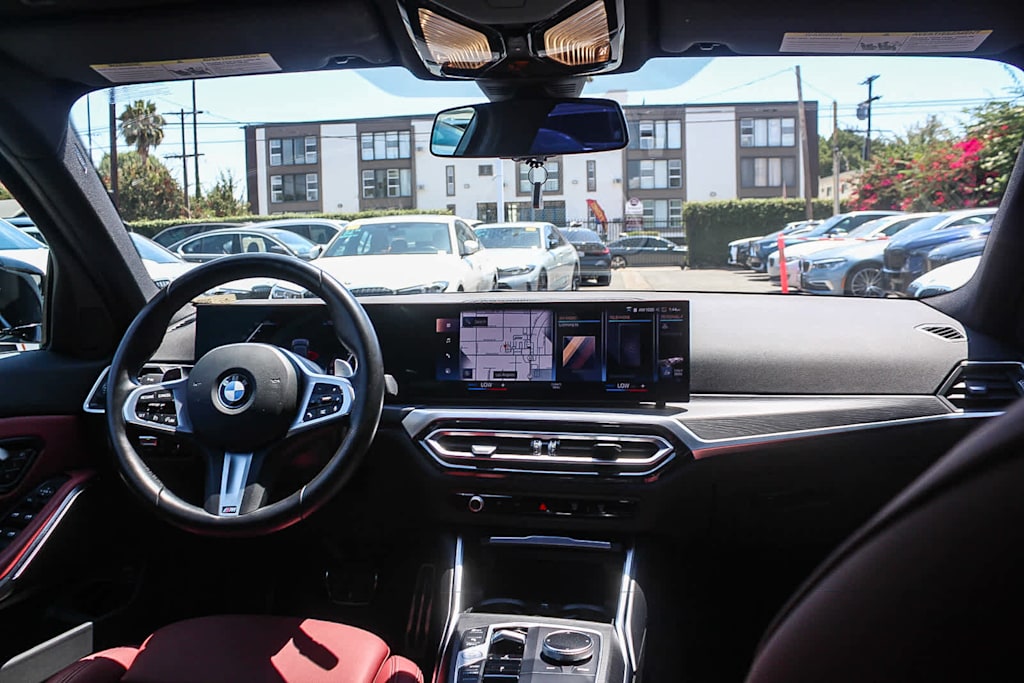 Thumbnail: 2024 BMW 3 Series - 2