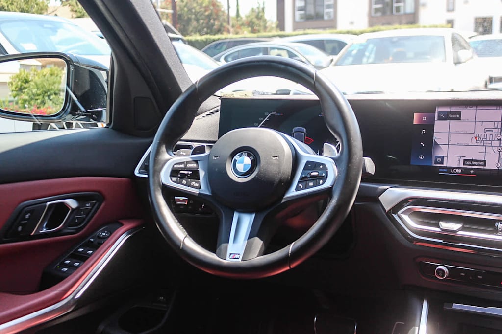 Thumbnail: 2024 BMW 3 Series - 9