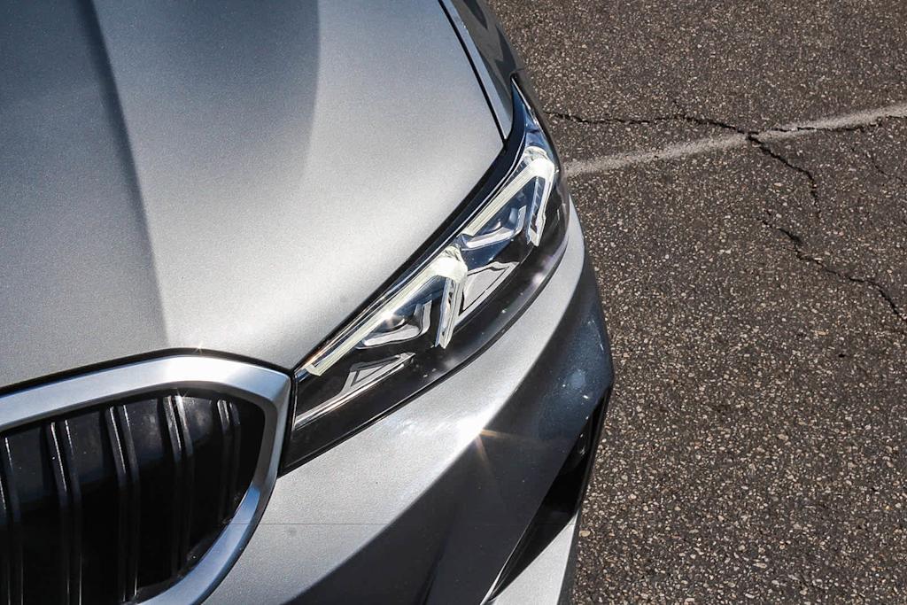 Thumbnail: 2024 BMW 3 Series - 6