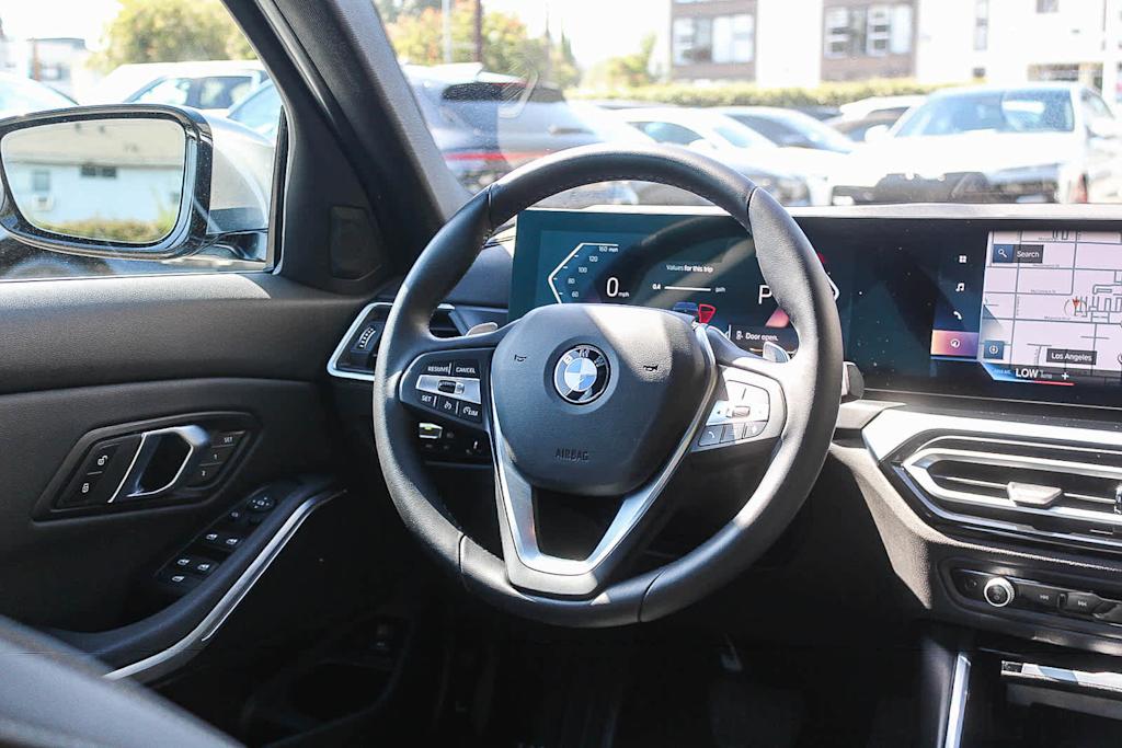 Thumbnail: 2024 BMW 3 Series - 9
