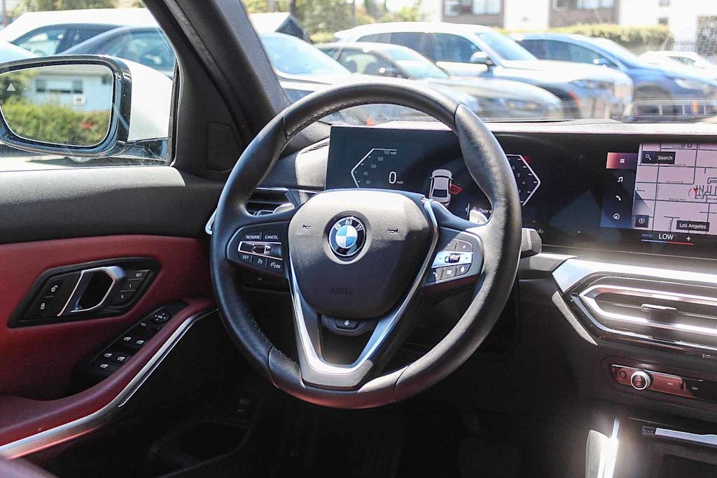 Thumbnail: 2024 BMW 3 Series - 9