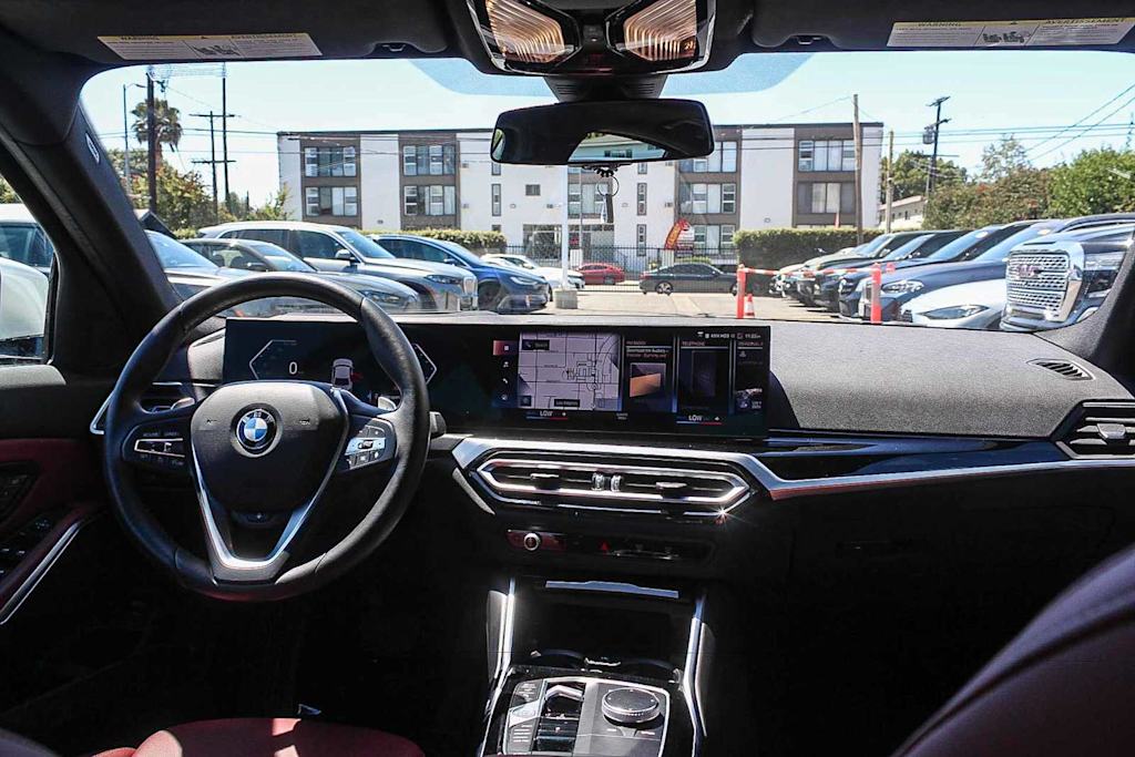 Thumbnail: 2024 BMW 3 Series - 2