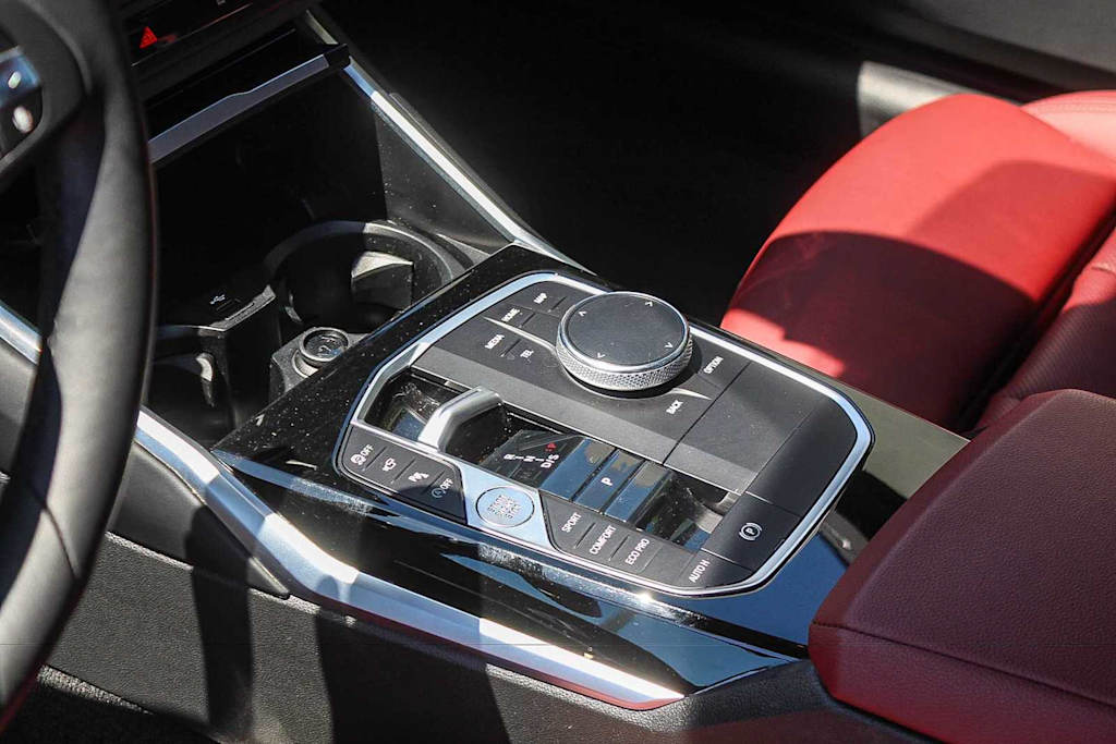 Thumbnail: 2024 BMW 3 Series - 15