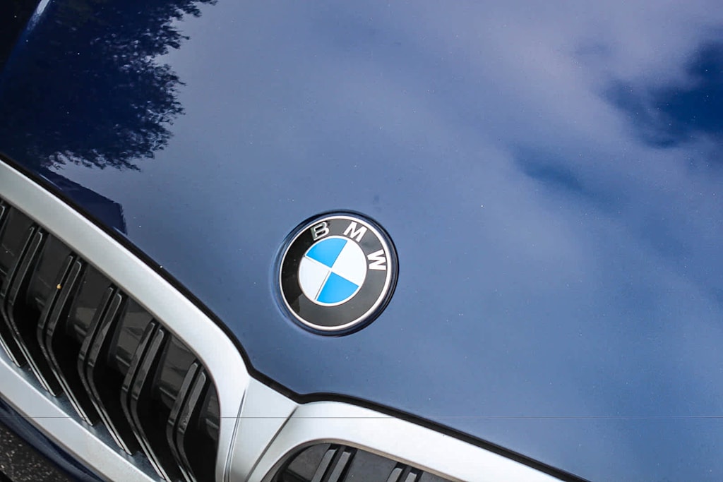 Thumbnail: 2023 BMW 3 Series - 21
