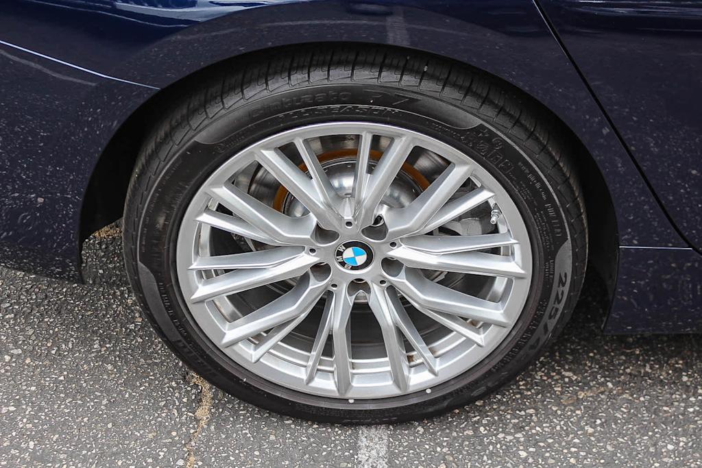 Thumbnail: 2023 BMW 3 Series - 6