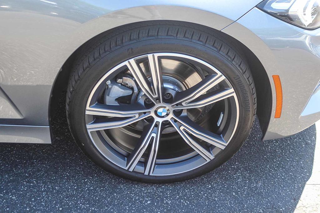 Thumbnail: 2024 BMW 3 Series - 20