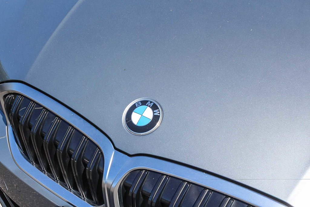 Thumbnail: 2024 BMW 3 Series - 21