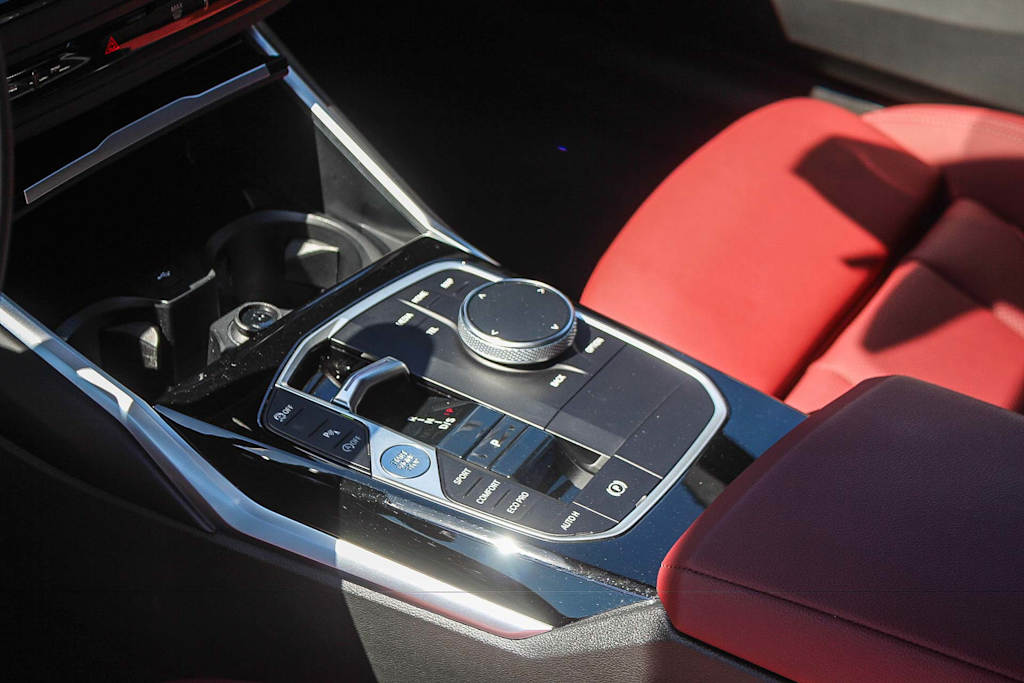 Thumbnail: 2024 BMW 3 Series - 14