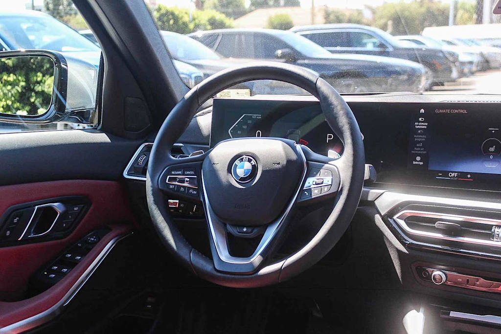 Thumbnail: 2024 BMW 3 Series - 9
