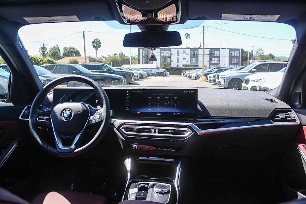 Thumbnail: 2024 BMW 3 Series - 2