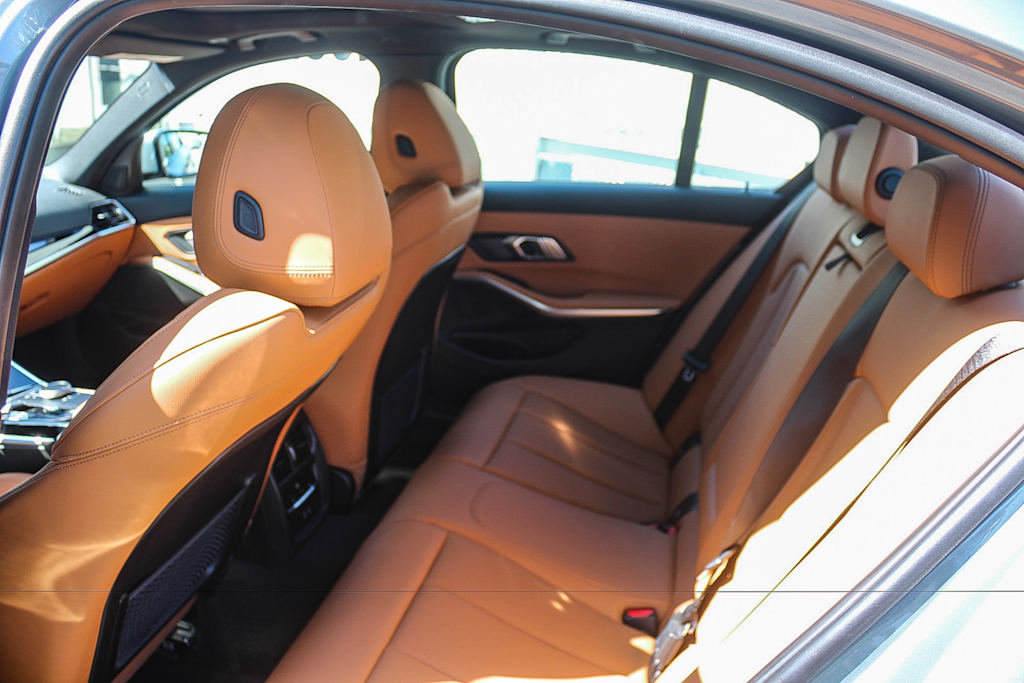 Thumbnail: 2023 BMW 3 Series - 10
