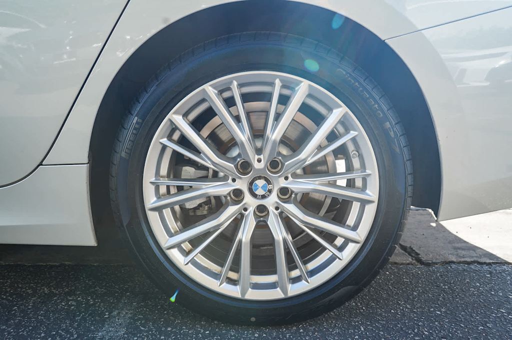 Thumbnail: 2023 BMW 3 Series - 7